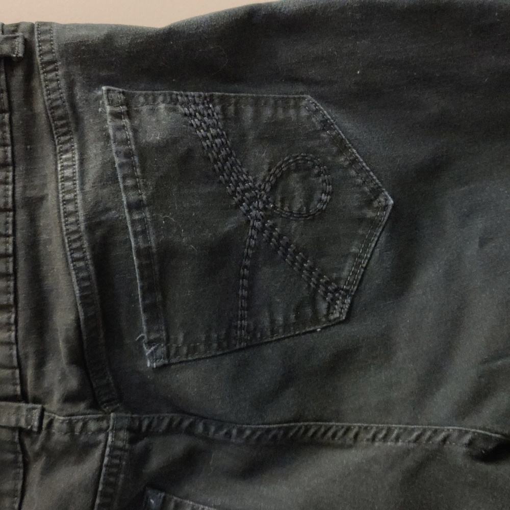 Black Capris - Picture 3 of 3